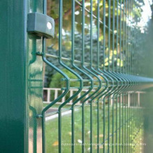 los paneles curvados de la cerca 3d cubrieron la cerca de la malla de alambre del jardín del verde de la frontera con los pliegues en v